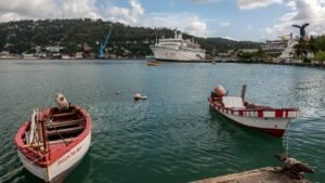 10 countries that cost tourists the most to visit, and the least