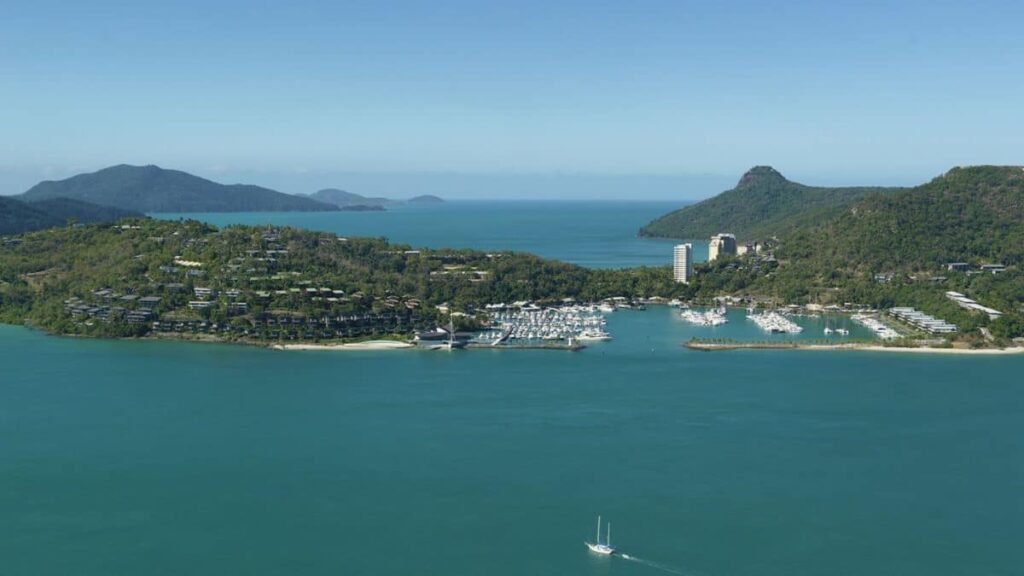 A Great Barrier Reef island was on sale, it got sold for… – Firstpost