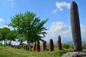 Ancient Dragon Stones Older Than Stonehenge Reveal a Lost Water Cult Hidden High in Armenia’s Mountains