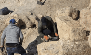 Archaeologists Unearth Dramatic Royal Palace Remains At Ancient Mountaintop Site