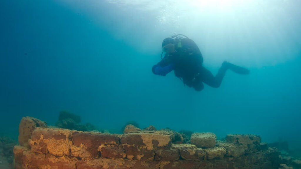 Confirmed by the Chinese Academy of Archaeology—underwater ruins reveal trade, temples, and unique structures of a strategic city