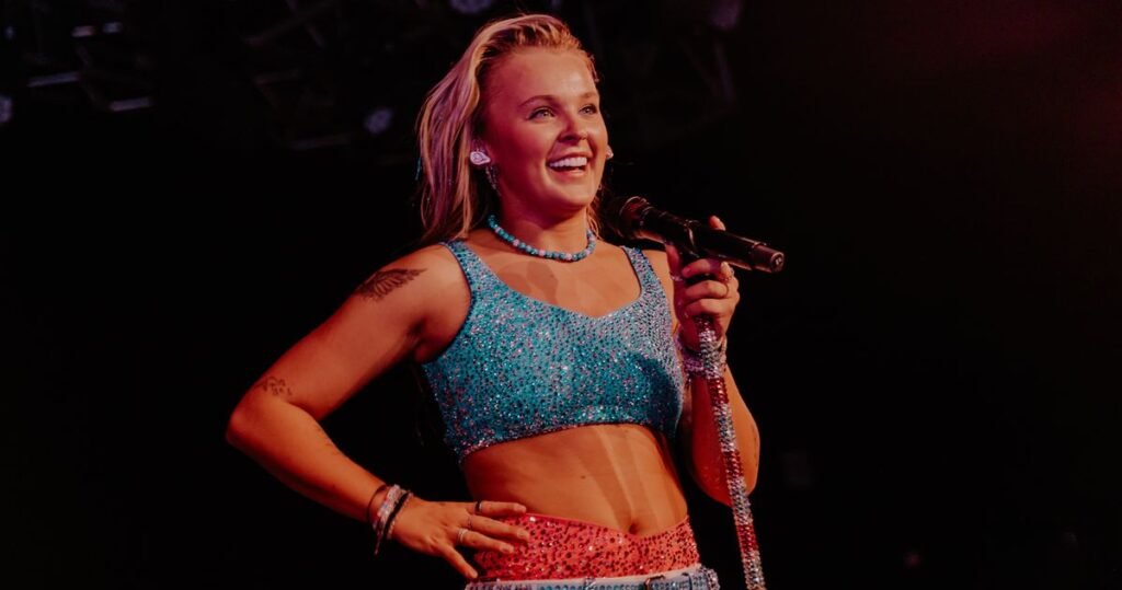 Do You Want to Go on a JoJo Siwa–Themed Cruise?