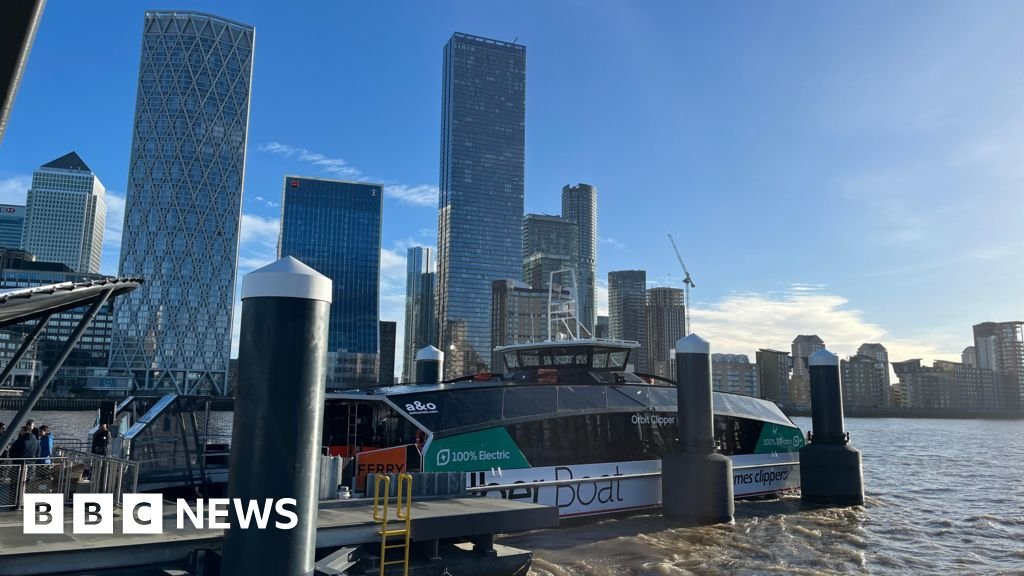 Electric ferry brings zero-emission travel to the River Thames