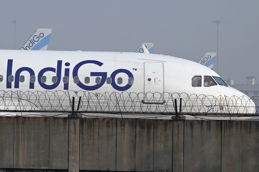 IndiGo Cancels 70 Flights Due to Pilot Issues, Technical Glitch - Bloomberg.com