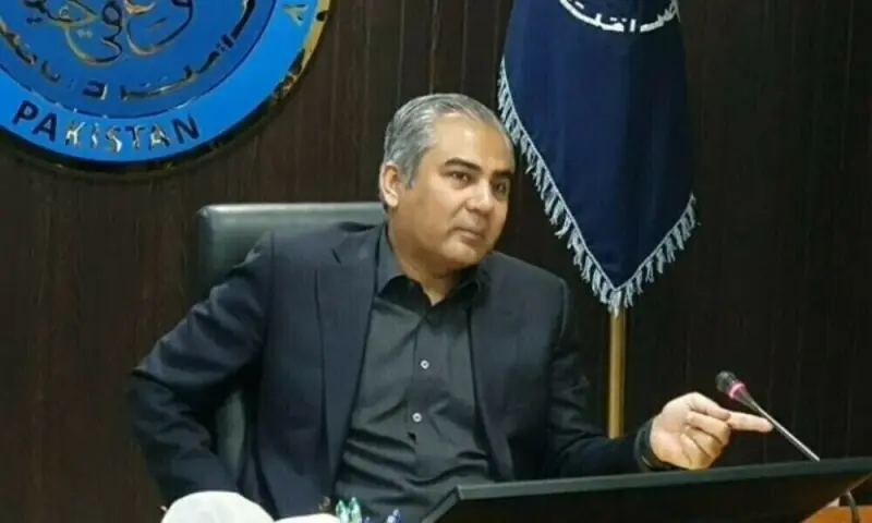 Naqvi announces ban on foreign travel for professional beggars - Pakistan