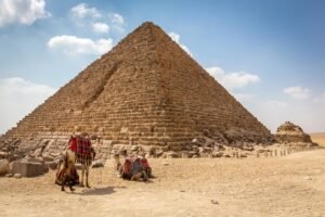 Pyramid Menkaure Egypt