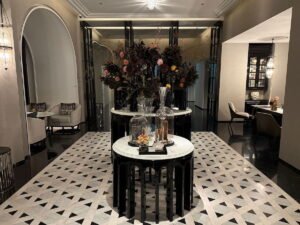 Ritz-Carlton: The Pinnacle Of Hospitality, Or Generic Luxury Factories?