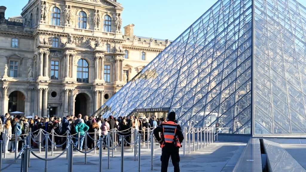 Water leak at Paris Louvre Museum damages books at Egyptian antiquities department