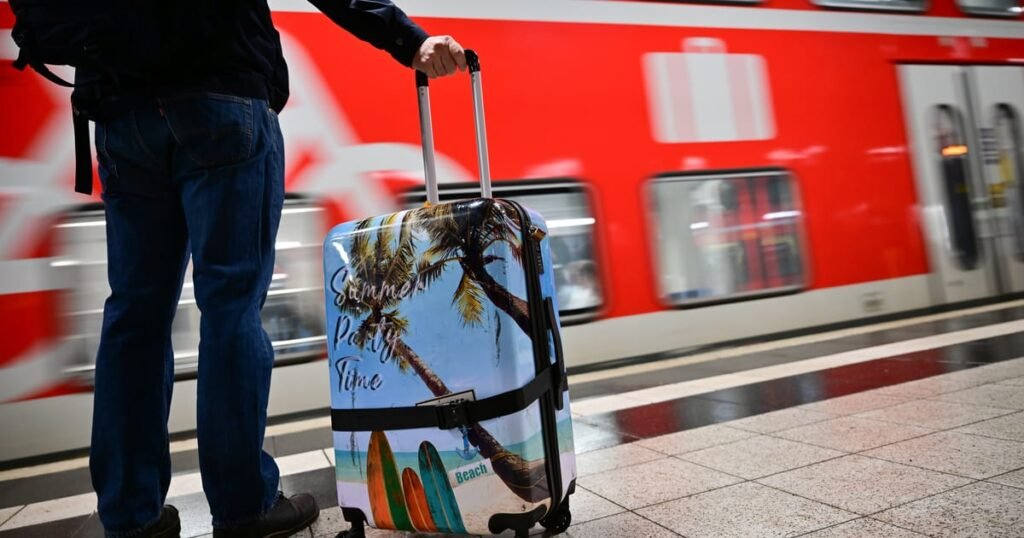 Why Europe’s night-train renaissance derailed – POLITICO