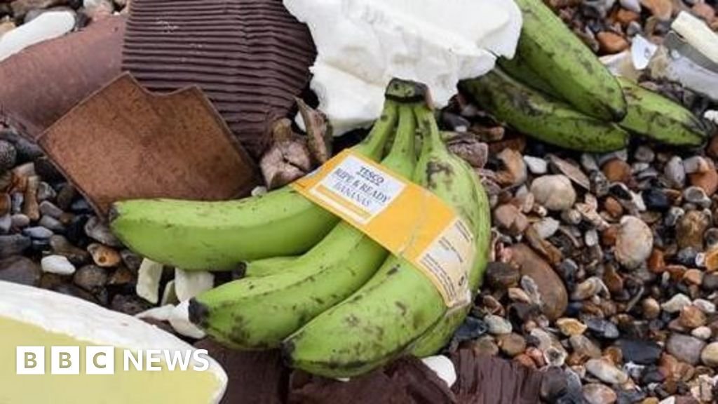 Why are there bananas on the beach in Selsey?