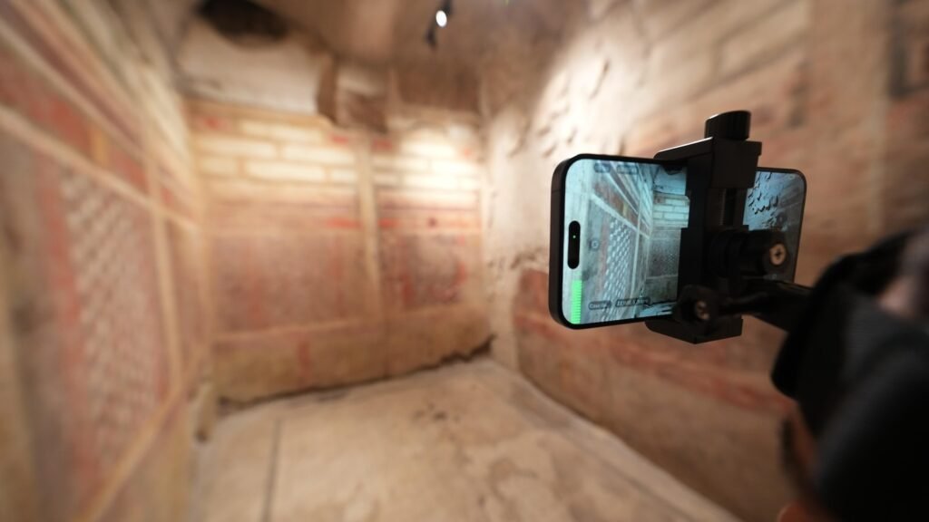 Ancient Rome meets modern tech as tourists visit ancient home via livestream tours