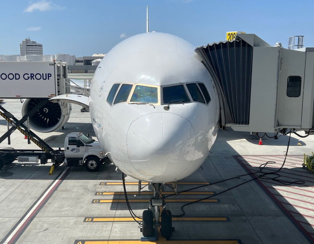 FAA Extends Cockpit Voice Recorder Rule To 25 Hours, Despite Pilot Pusback