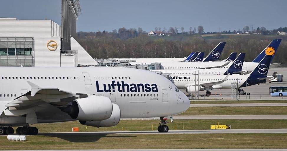 Lufthansa Cancels All Flights to Iran, Avoids Iranian Airspace