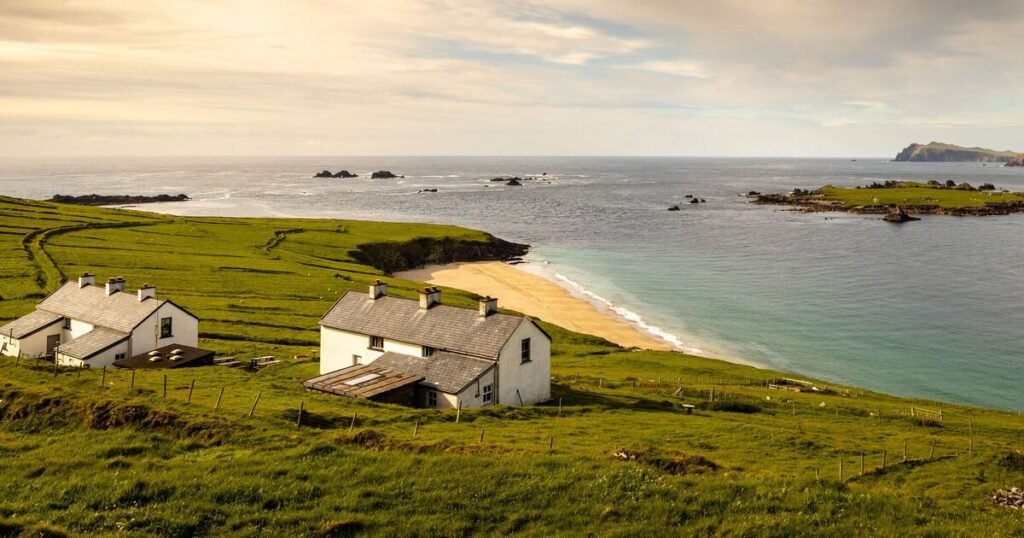 Stunning uninhabited island wants two to run coffee shop – there's a catch | World | News