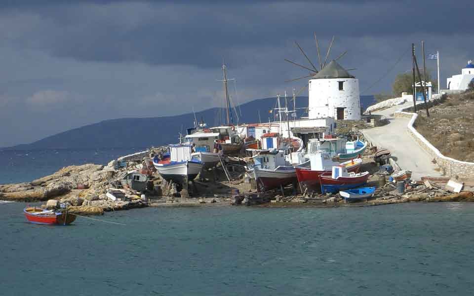 Government scraps plans to end free access to Koufonissi beaches