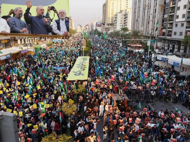 jamaat e islami chief hafiz naeemur rehman addresses jeeny do karachi march in karachi on february 01 2026 photo express