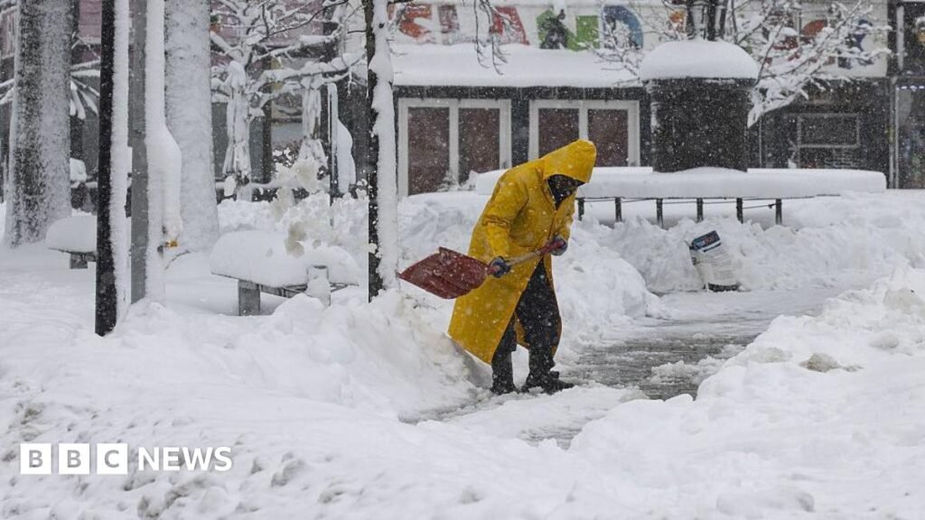 'Near impossible' travel in New York as snow storm hits US east coast - latest