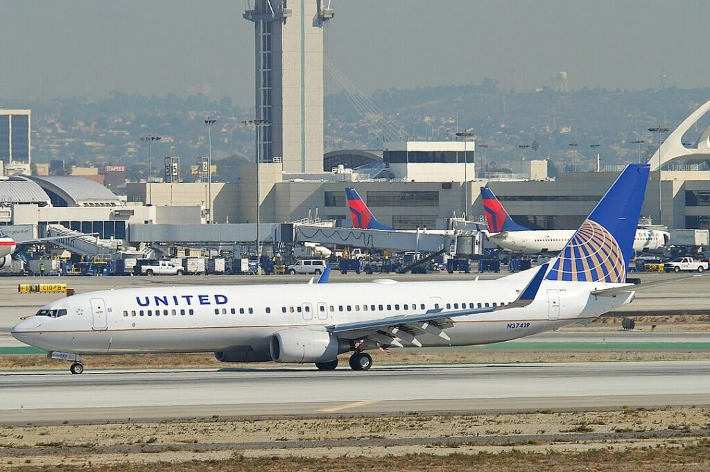 United Boeing 737 Searched by Authorities After Bullet Found Before Takeoff