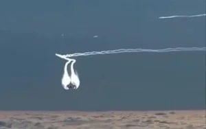 What a Boeing looks like at cruise speed from another aircraft gets more mesmerizing every time you watch