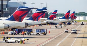 3 injured as turbulence hits Delta flight landing in Sydney