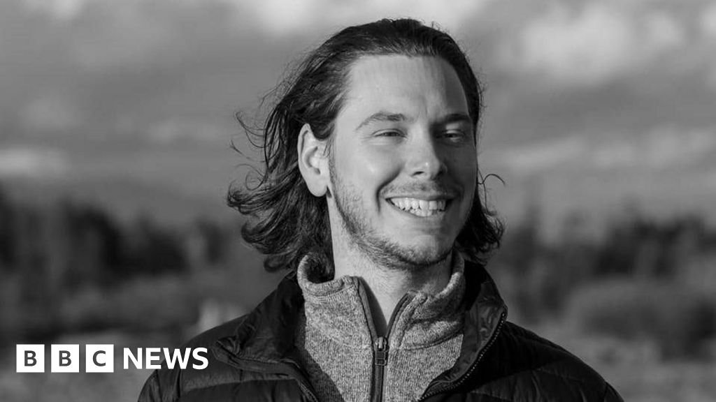 Air Canada pilots Antoine Forest and Mackenzie Gunther died in LaGuardia plane crash - BBC