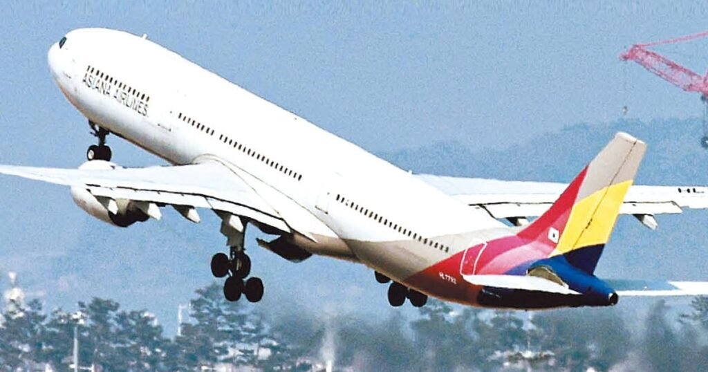 Airlines Enter Emergency as Fuel Prices Double - 조선일보