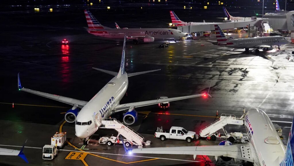 American aviation is nearing safety limits, experts are warning