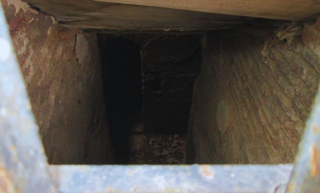 Archaeologists Just Discovered A Massive Sealed 700 Year Old Underground Chamber Beneath A Town
