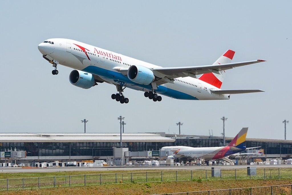 Austrian Airlines Unlocks Fuel Savings in 777s with Shark-Inspired Technology