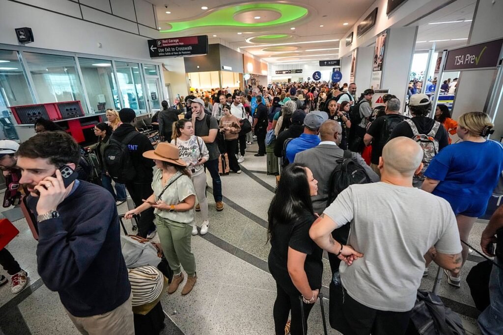 Homeland Security restarts Global Entry program after travelers faced long airport lines - Gulf News