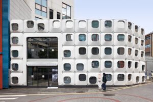Hotel Myeongdong Station / Yong Ju Lee Architecture