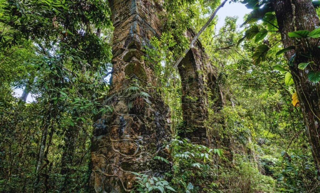Researchers Discovered A Previously Unknown Fortress Hidden In The Landscape