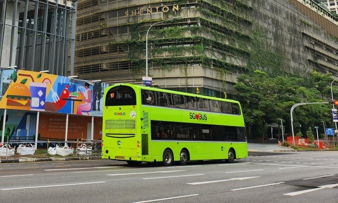 Singapore begins trial of driverless public buses