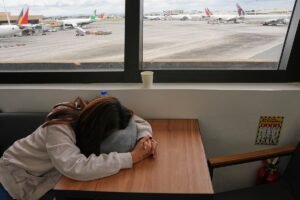 What OFWs should do when flights are cancelled