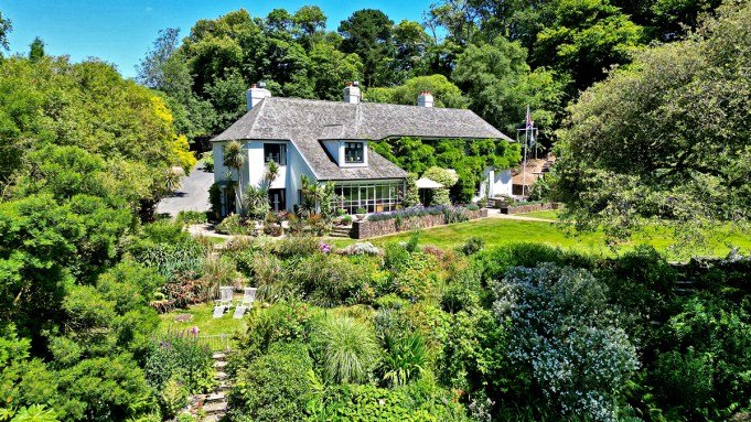 An English Coastal Estate With Its Own Sandy Cove Lists for $13.2 Million
