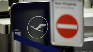Germany news: Lufthansa cabin crew to strike on Friday - DW.com