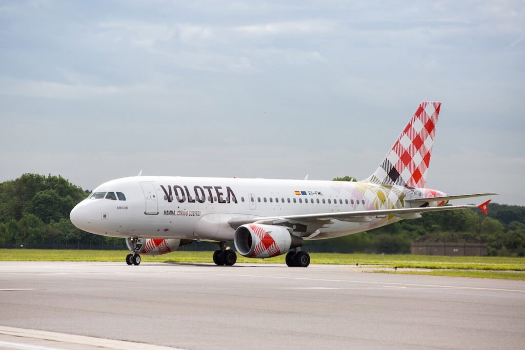 Hah: Spanish Airline Volotea Charges For Fuel After You Book Your Ticket
