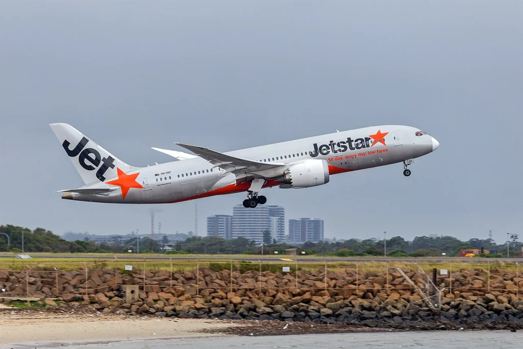 Jetstar Unveils All New 787 Dreamliner with Wi-Fi and Bigger Business Class