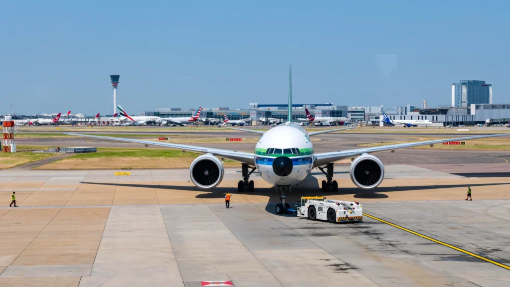 London Heathrow Asia Traffic Rises 31% in March as Middle East Figures Fall 51%