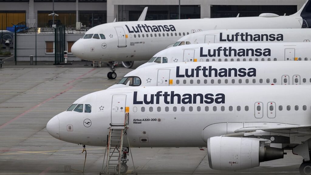 Lufthansa cuts 20,000 short-haul flights over surging jet fuel prices