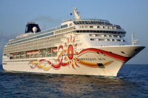 Norwegian Sun Enters Drydock in Singapore - Cruise Industry News