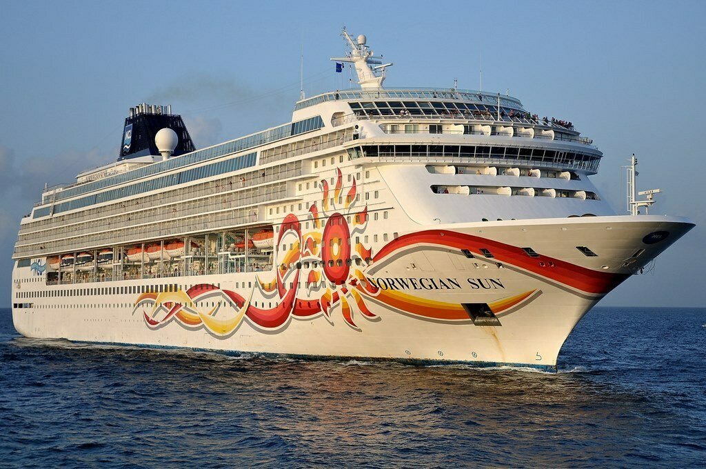 Norwegian Sun Enters Drydock in Singapore - Cruise Industry News
