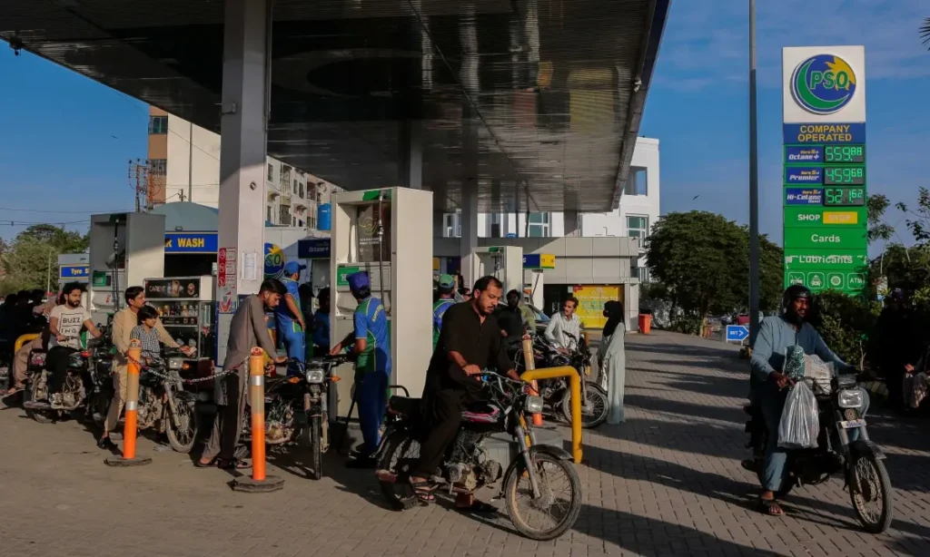 Provinces take the lead in doling out fuel subsidies following petrol price shock - Pakistan