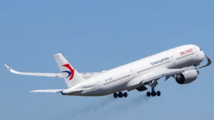 Russian Airspace Edge Gives Chinese Airlines Fuel Savings Amid Price Surge