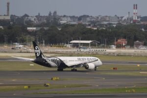 Air NZ warns of biggest loss in 4 years as Middle East war drives up fuel costs