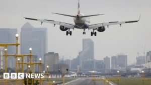 Airlines can cancel flights in advance over fuel shortages, under new plans - BBC
