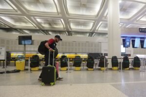 Airlines rush to help stranded Spirit passengers after budget carrier collapses