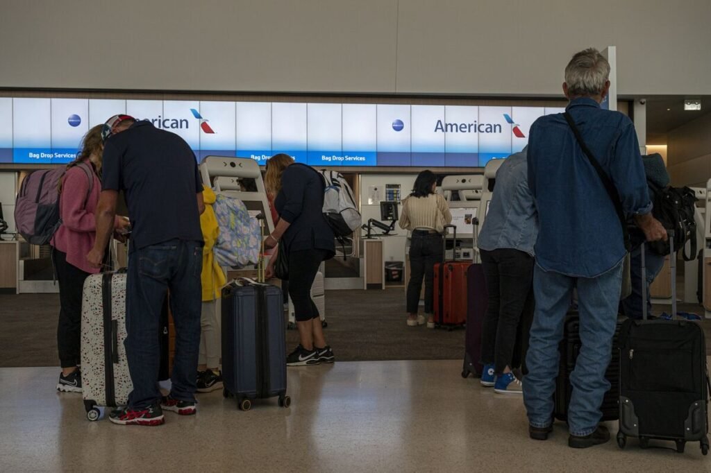 American Air (AAL) Sees Robust Demand Even as Consumer Sentiment Falls