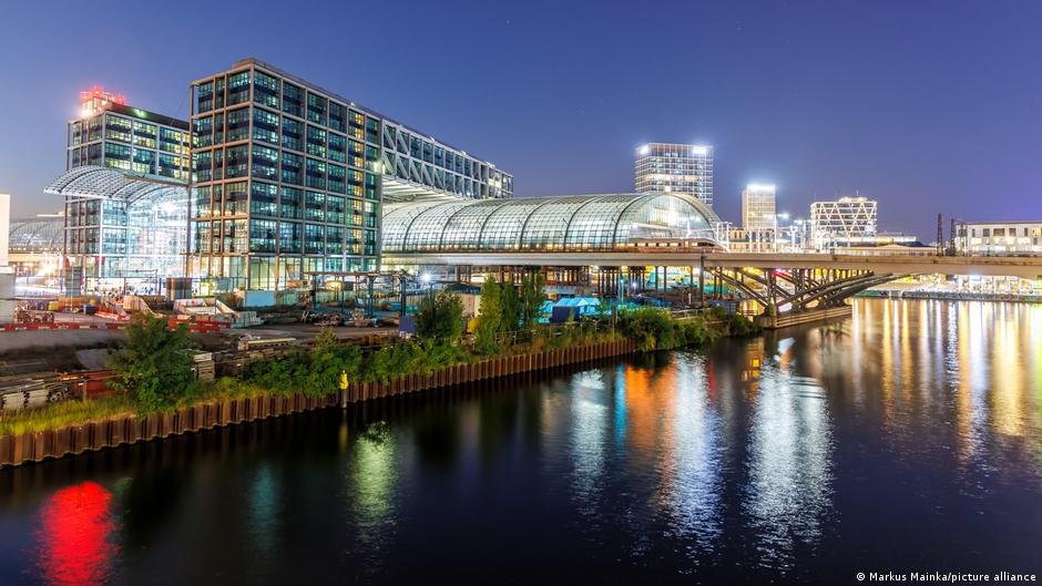 Berlin Hauptbahnhof at 20: A rail hub with symbolic power