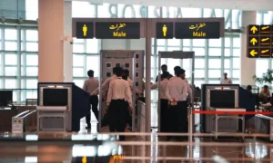 FIA acts against several officers for offloading travellers - Pakistan